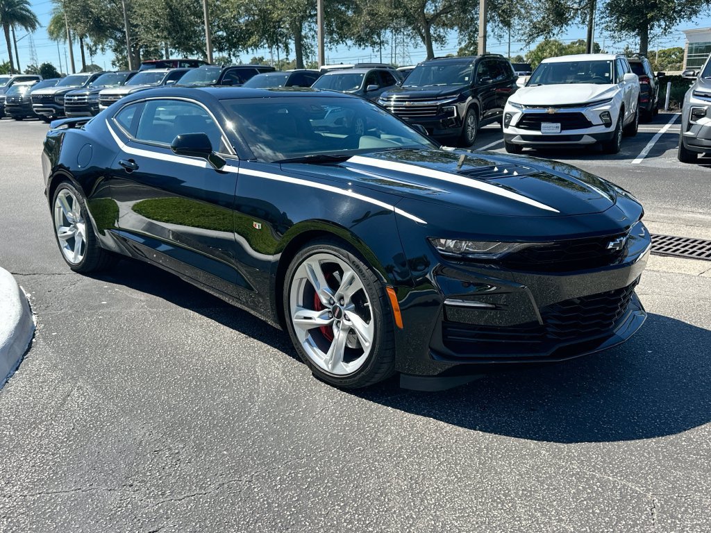 Used 2022 Chevrolet Camaro SS RWD image 3