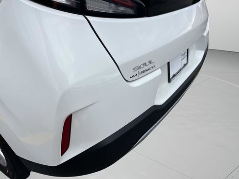 New 2025 Kia Soul LX image 10