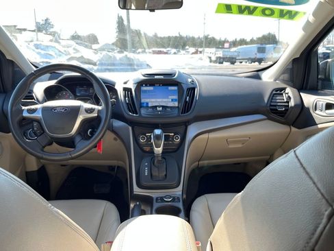 Used 2016 Ford Escape SE w/ Leather Comfort Package image 12