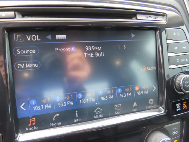Used 2016 Nissan Maxima Platinum FWD image 27