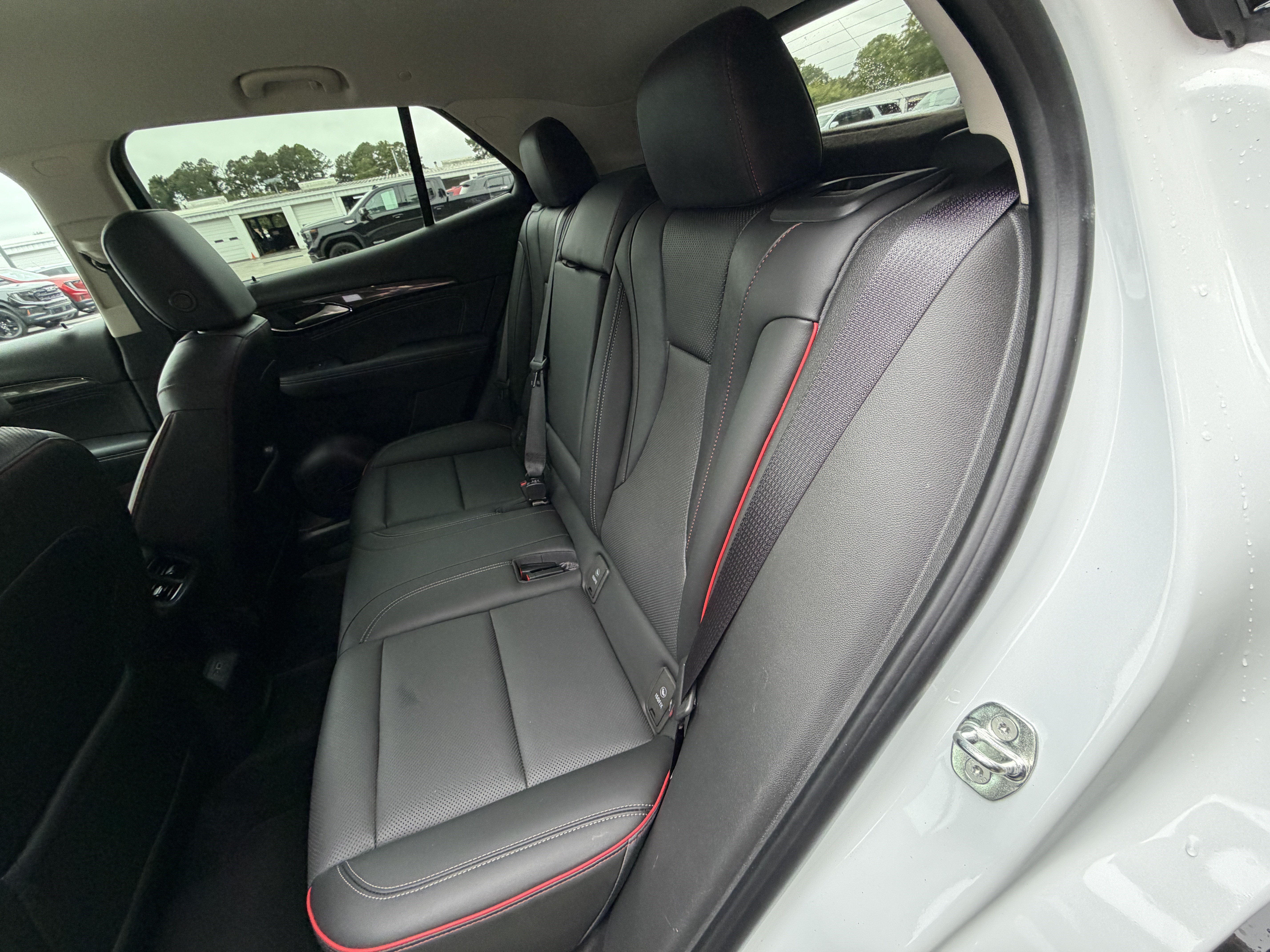 Used 2022 Buick Envision Essence w/ Technology Package I FWD image 16