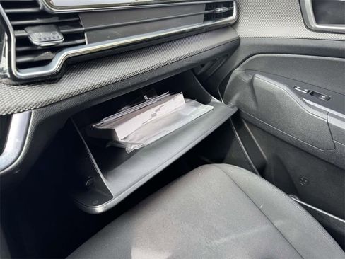 Used 2023 Kia Sportage LX image 31