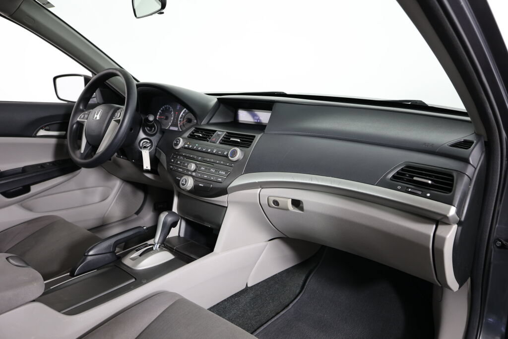 Used 2012 Honda Accord LX image 25