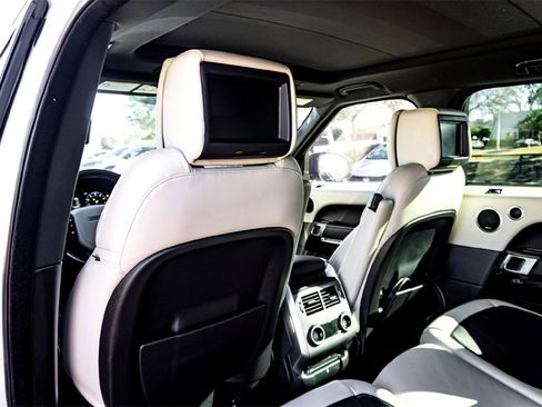 Used 2022 Land Rover Range Rover Sport HST image 30