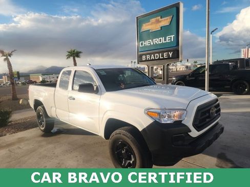 Used 2022 Toyota Tacoma SR image 1
