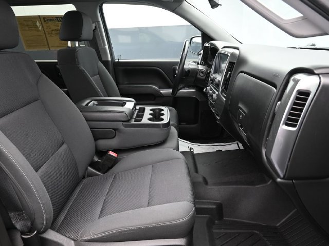 Used 2018 Chevrolet Silverado 1500 LT w/ All Star Edition AWD/4WD image 32