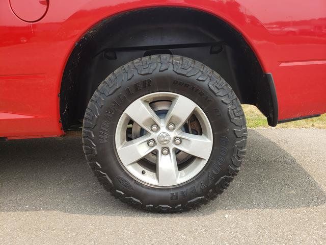 Used 2018 RAM 1500 Express AWD/4WD image 33