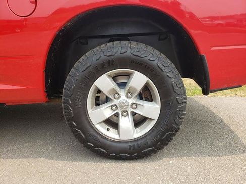 Used 2018 RAM 1500 Express AWD/4WD image 33