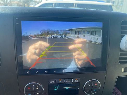 Used 2010 Chevrolet Silverado 2500 LT w/ Interior Plus Package image 13