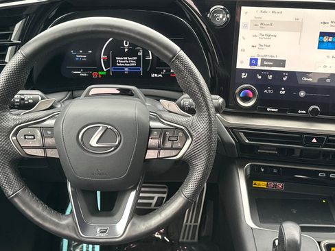 Used 2024 Lexus TX 500h AWD image 14