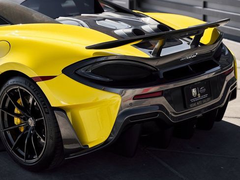 Used 2019 McLaren 600LT image 12