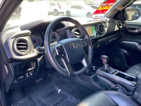 Used 2017 Toyota Tacoma TRD Pro image 14