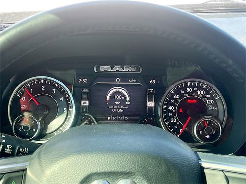 Used 2022 RAM 1500 Laramie image 12