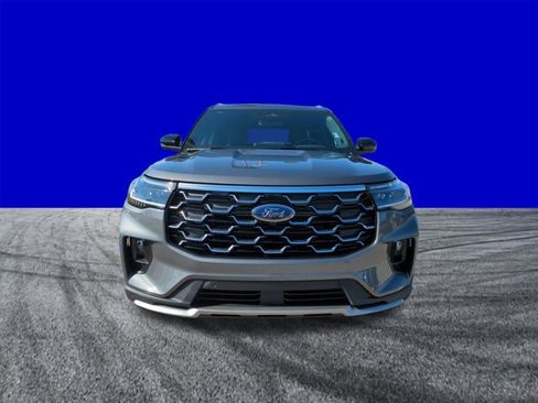 New 2026 Ford Explorer Platinum w/ LUX Leather Package image 9