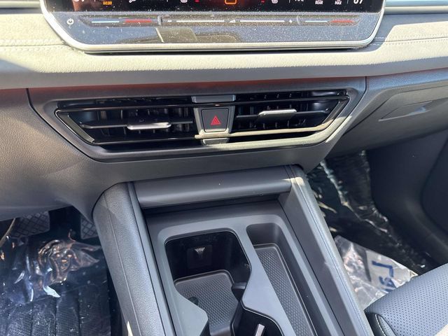 New 2026 Volkswagen Tiguan SE AWD/4WD image 25