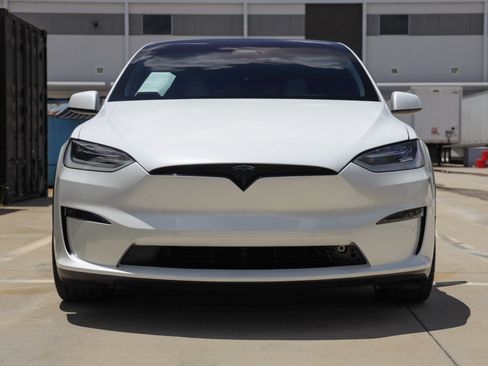 Used 2022 Tesla Model X AWD/4WD image 24