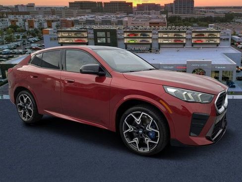 Used 2025 BMW X2 M35i AWD/4WD image 1