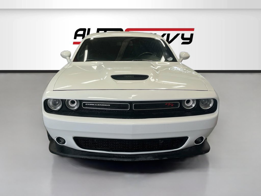 Used 2019 Dodge Challenger R/T RWD image 2