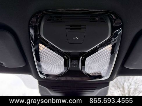 Used 2025 BMW X5 xDrive50e image 24