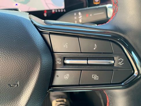 Used 2026 Chevrolet Traverse RS image 33