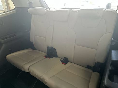 Certified 2021 Kia Telluride EX w/ EX Premium Package AWD/4WD image 28