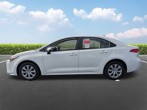 New 2026 Toyota Corolla LE image 7