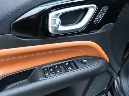 Used 2024 Jeep Compass Limited w/ Elite Group image 27