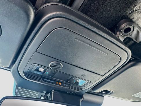 Used 2025 Ford Bronco Outer Banks AWD/4WD image 19