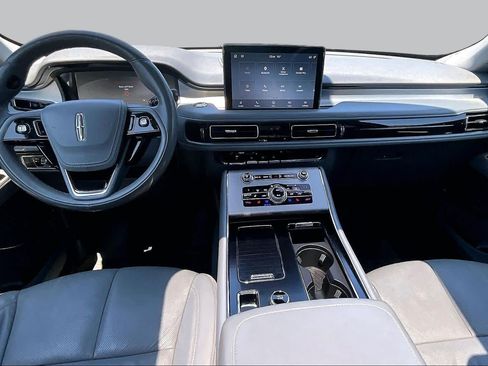 Used 2020 Lincoln Aviator Reserve w/ Equipment Group 201A RWD image 16