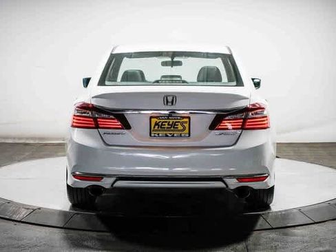 Used 2016 Honda Accord Sport image 3