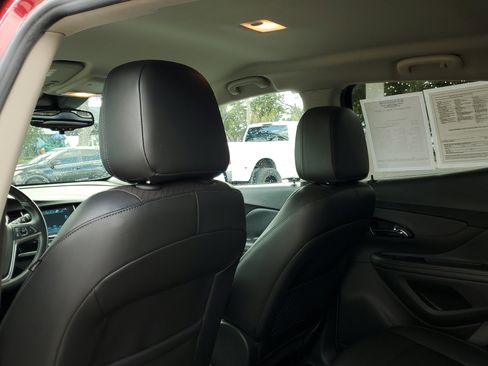 Used 2019 Buick Encore Preferred w/ Safety Package image 13