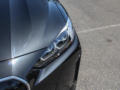 Used 2023 BMW i4 eDrive40 RWD image 17