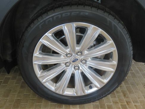 Used 2020 Ford Explorer Limited AWD/4WD image 8