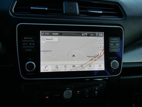 Certified 2025 Nissan Leaf SV Plus FWD image 18