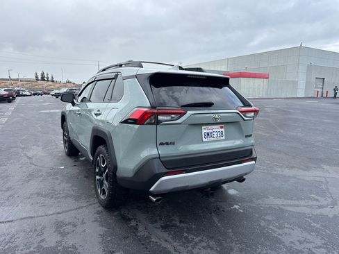 Used 2019 Toyota RAV4 Adventure image 3
