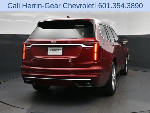 Used 2020 Cadillac XT6 Premium Luxury w/ Platinum Package FWD image 7