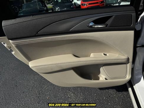 Used 2020 Lincoln MKZ w/ Convenience Package FWD image 26