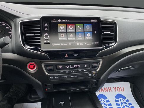 Used 2025 Honda Ridgeline TrailSport image 9