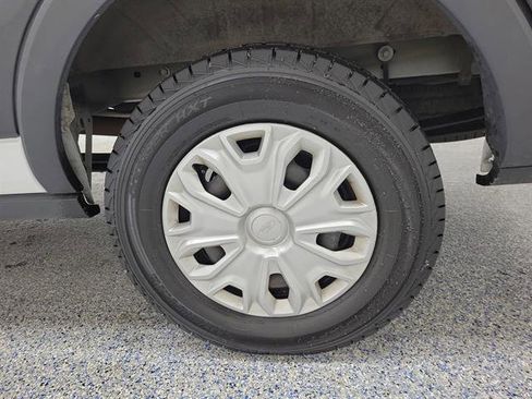 Used 2024 Ford Transit 350 XLT image 5
