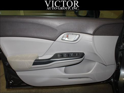 Used 2012 Honda Civic LX image 15