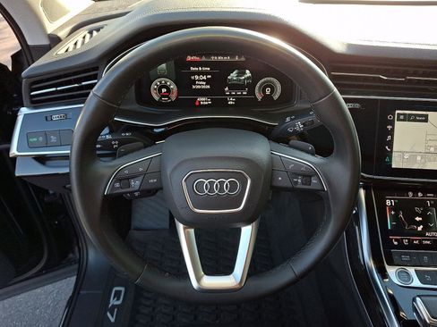 Used 2023 Audi Q7 Premium Plus w/ Premium Plus Package image 20