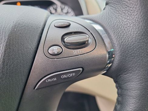 Used 2024 Nissan Murano SL image 12