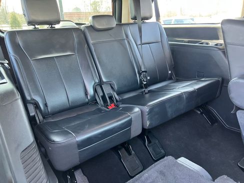 Used 2024 Ford Expedition Max XLT image 15