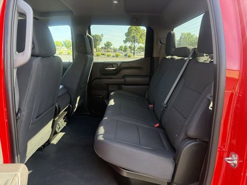 Used 2024 Chevrolet Silverado 1500 Custom Trail Boss w/ Dark Appearance Package image 24