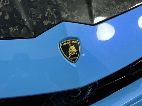 Used 2022 Lamborghini Urus AWD/4WD image 57