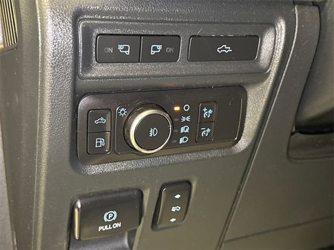 Used 2021 Ford F150 Lariat w/ Equipment Group 502A High image 23