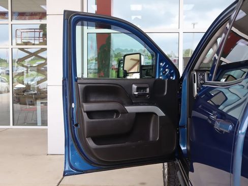 Used 2016 Chevrolet Silverado 2500 LT w/ All Star Edition AWD/4WD image 12