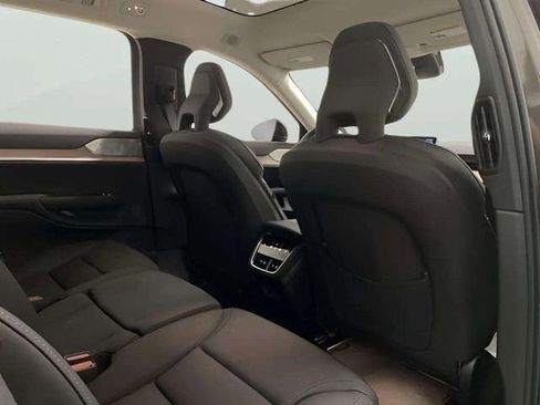 Used 2025 Volvo EX90 Ultra AWD/4WD image 70
