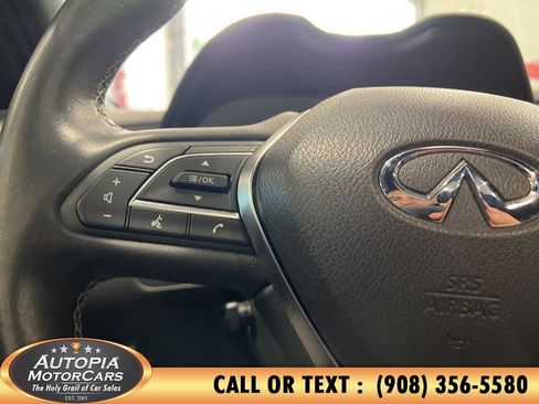 Used 2022 INFINITI Q60 3.0t Luxe w/ Essential Package image 20