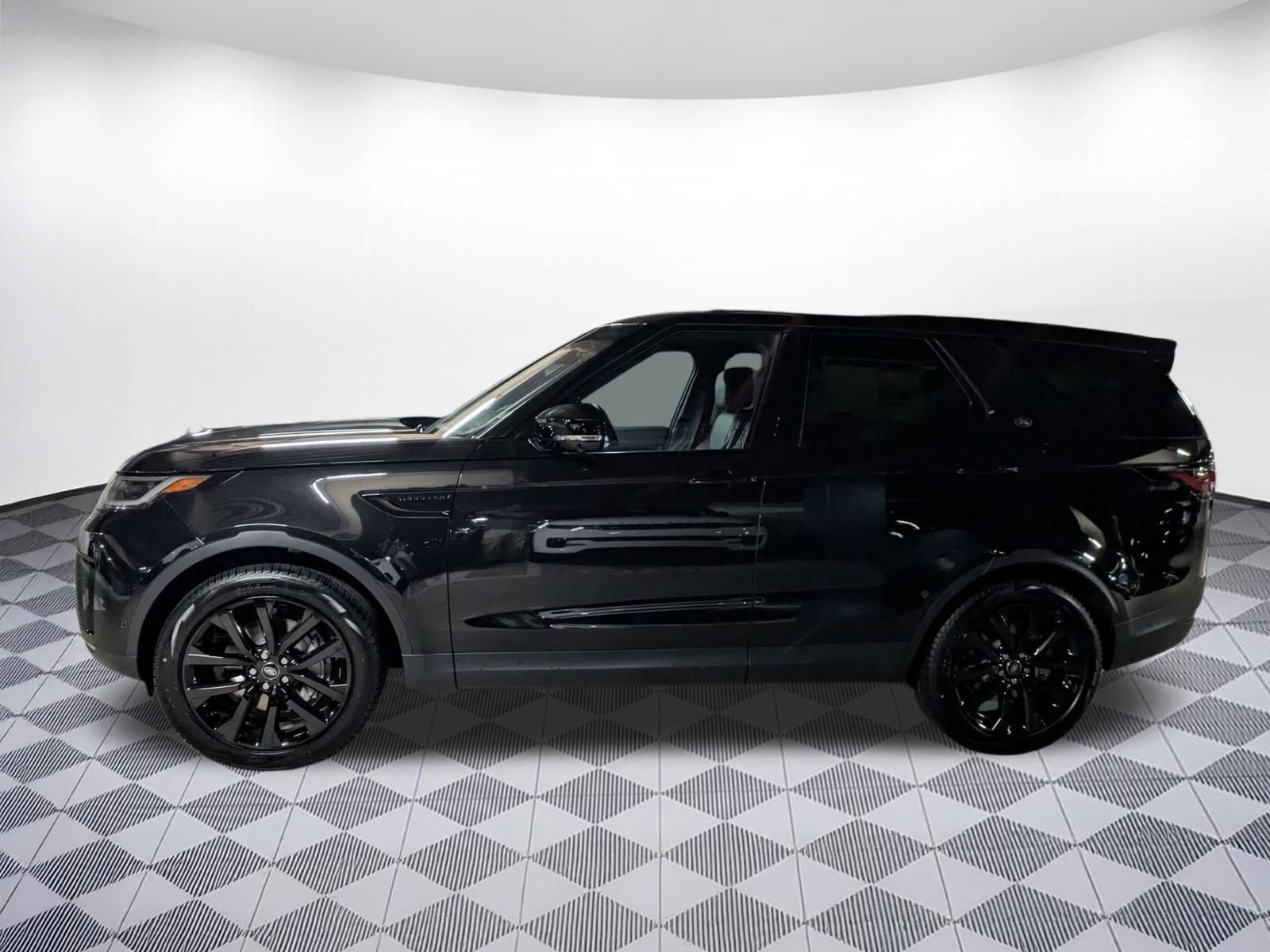 New 2026 Land Rover Discovery S AWD/4WD image 2